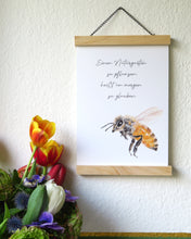 Laden Sie das Bild in den Galerie-Viewer, Kunstdruck &quot;Biene&quot; in 20x28 cm auf feinstem Papier
