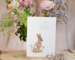Kunstdruck / gedruckte Karte mit puscheligem Hasen und "Frohe Ostern" auf feinstem Cotton-Papier